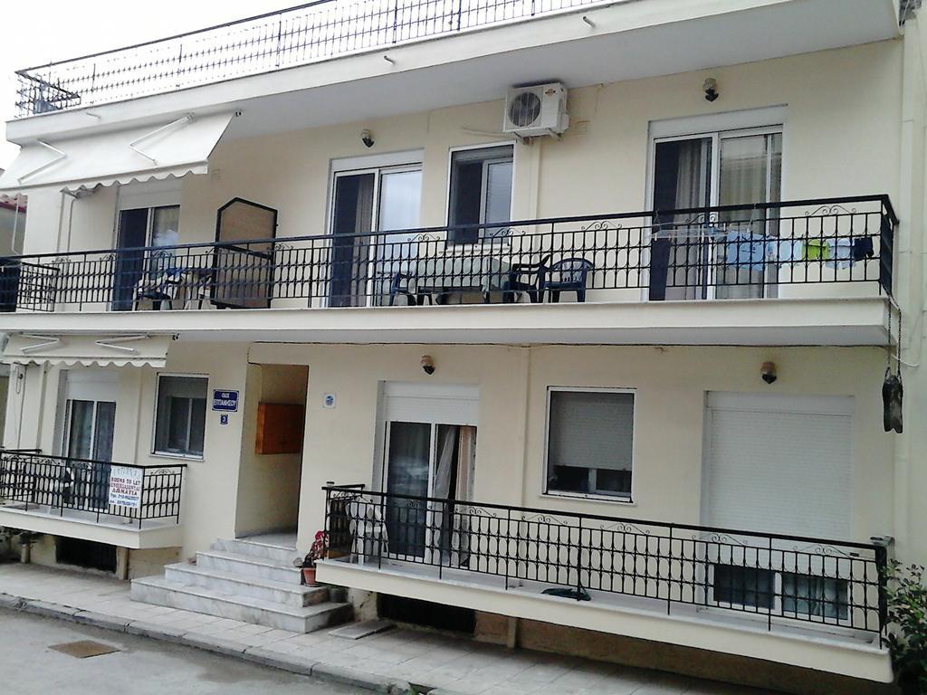 Tatiana'S Apartments Stavros  Eksteriør billede